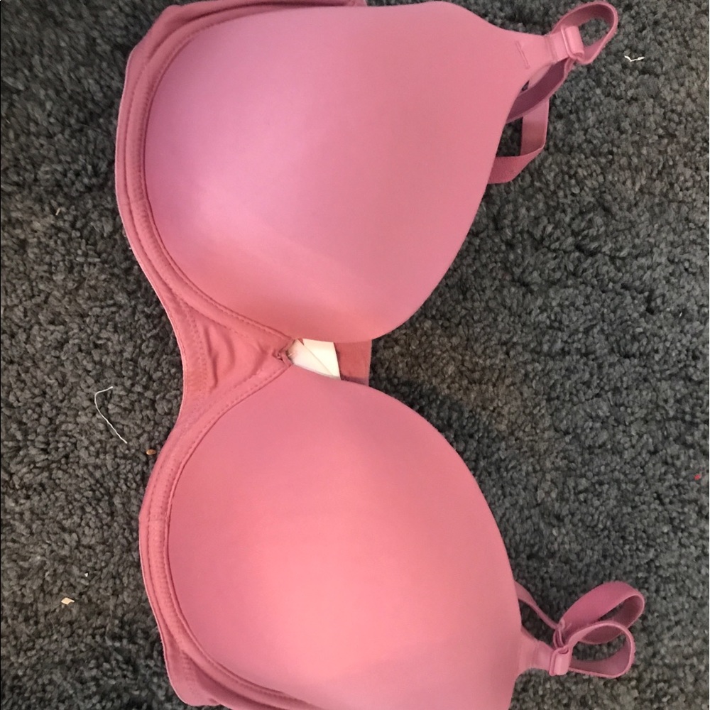 victoria’s secret pink bra